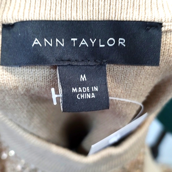 Ann Taylor Gold Sequins Short Sleeve Turtleneck Sweater Medium NWT - Picture 8 of 9